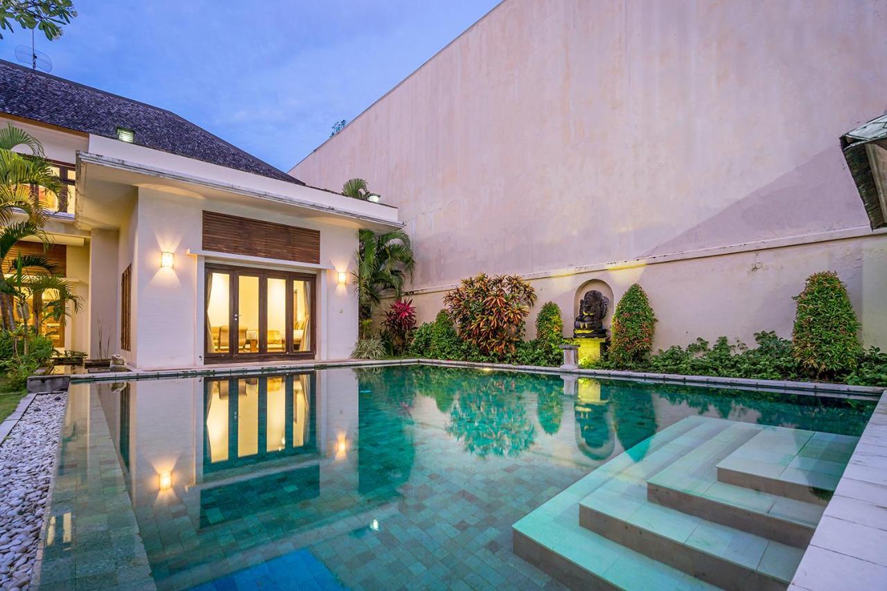 Bali Villa Lotus Семиняк Екстериор снимка