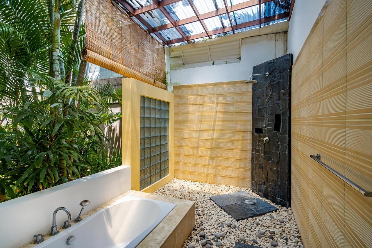 Bali Villa Lotus Семиняк Екстериор снимка